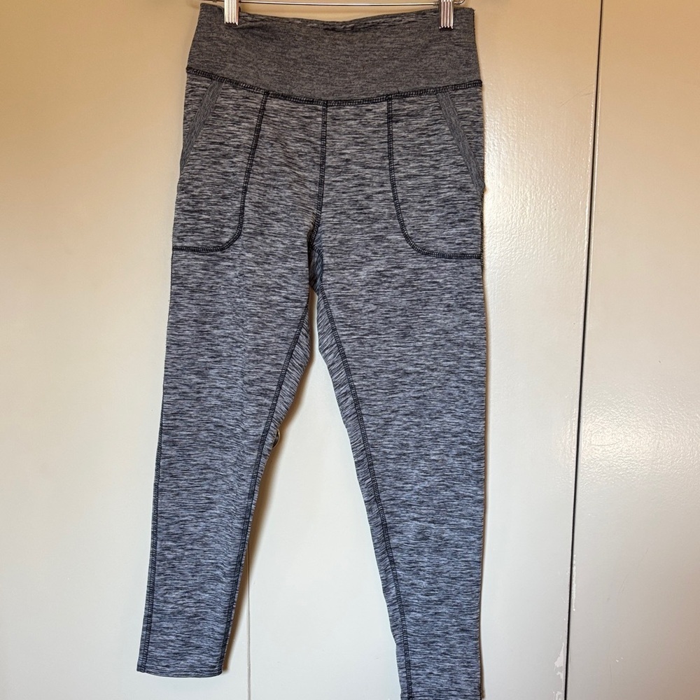 Adrienne Vittadini Charcoal Women's Leggings Size Medium Pockets Athletic